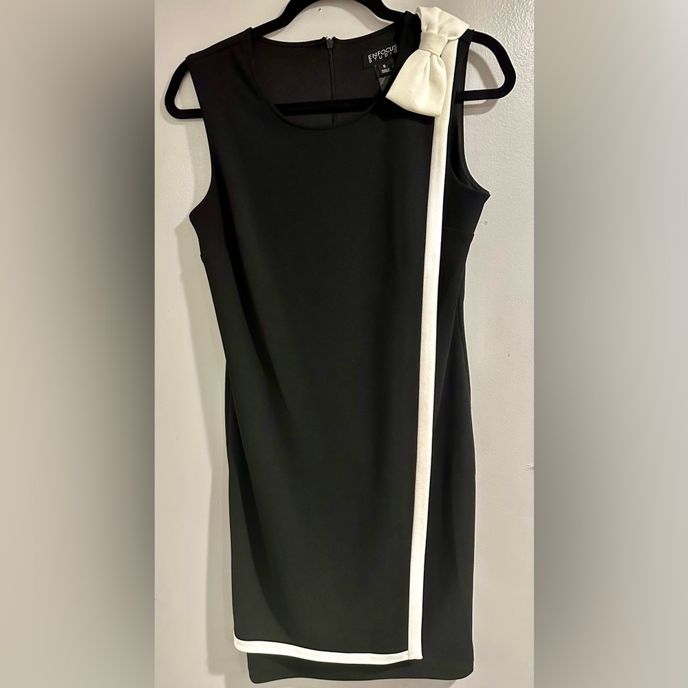 Enfocus Studio Sleeveless Bow Black and White Dress
